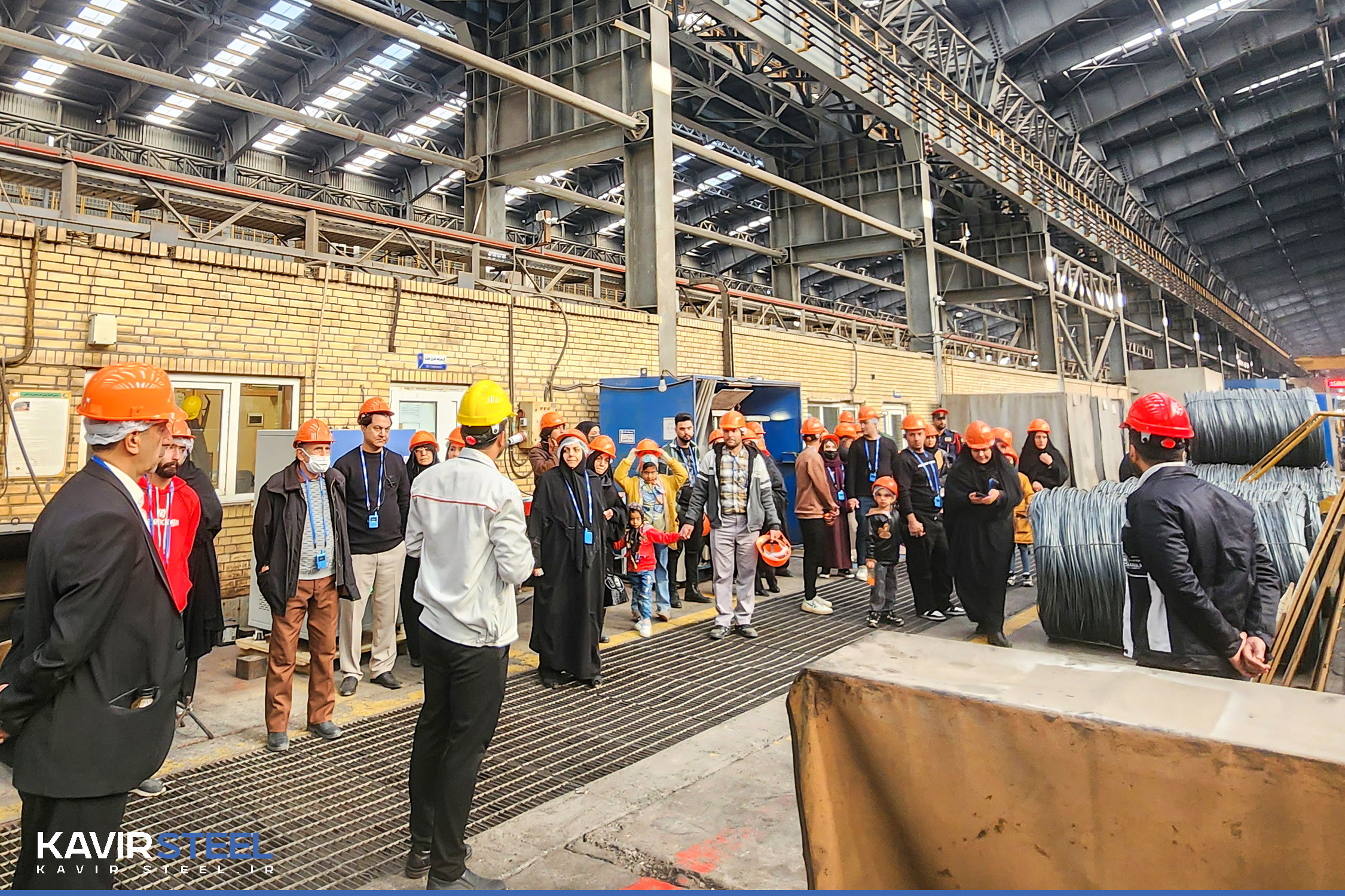 چهل و نهمین برنامه بازدید خانواده کارکنان فولاد کویر