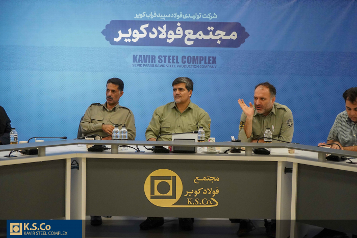 بازدید مدیران ارشد محیط زیست قم، سمنان و اصفهان از مجتمع فولاد کویر
