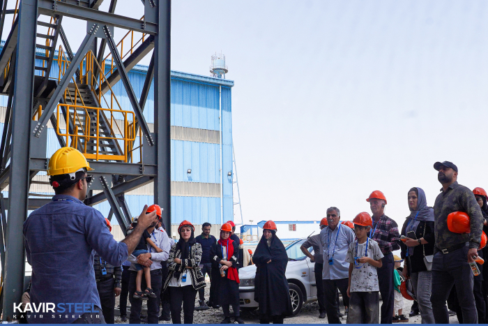 چهلمین برنامه بازدید خانواده کارکنان از مجتمع فولاد کویر