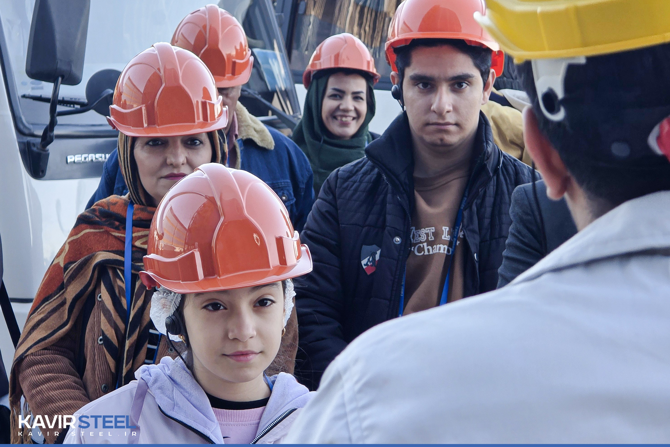 پنجاهمین برنامه بازدید خانواده کارکنان فولاد کویر