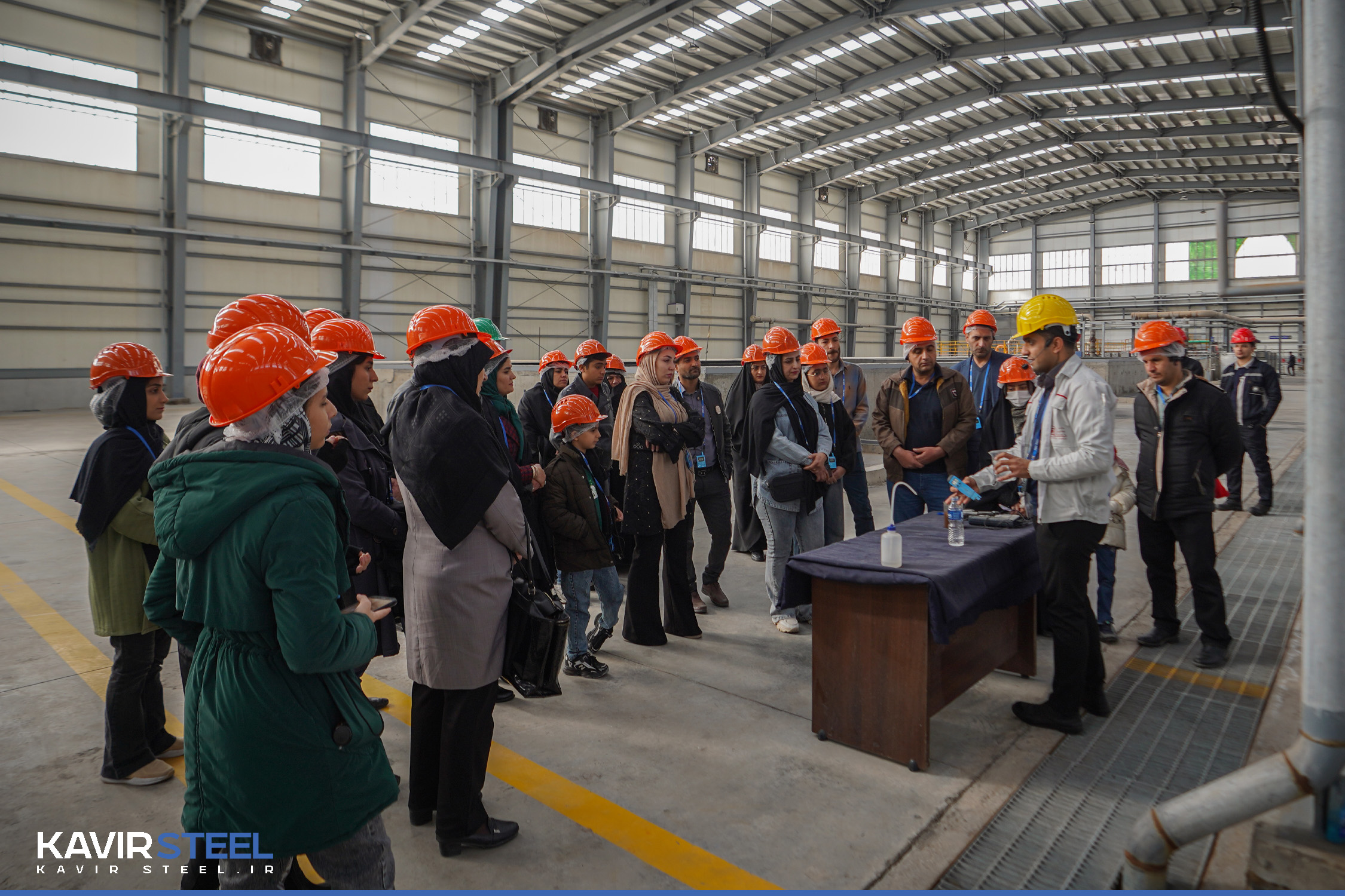 پنجاه‌ویکمین برنامه بازدید خانواده کارکنان فولاد کویر