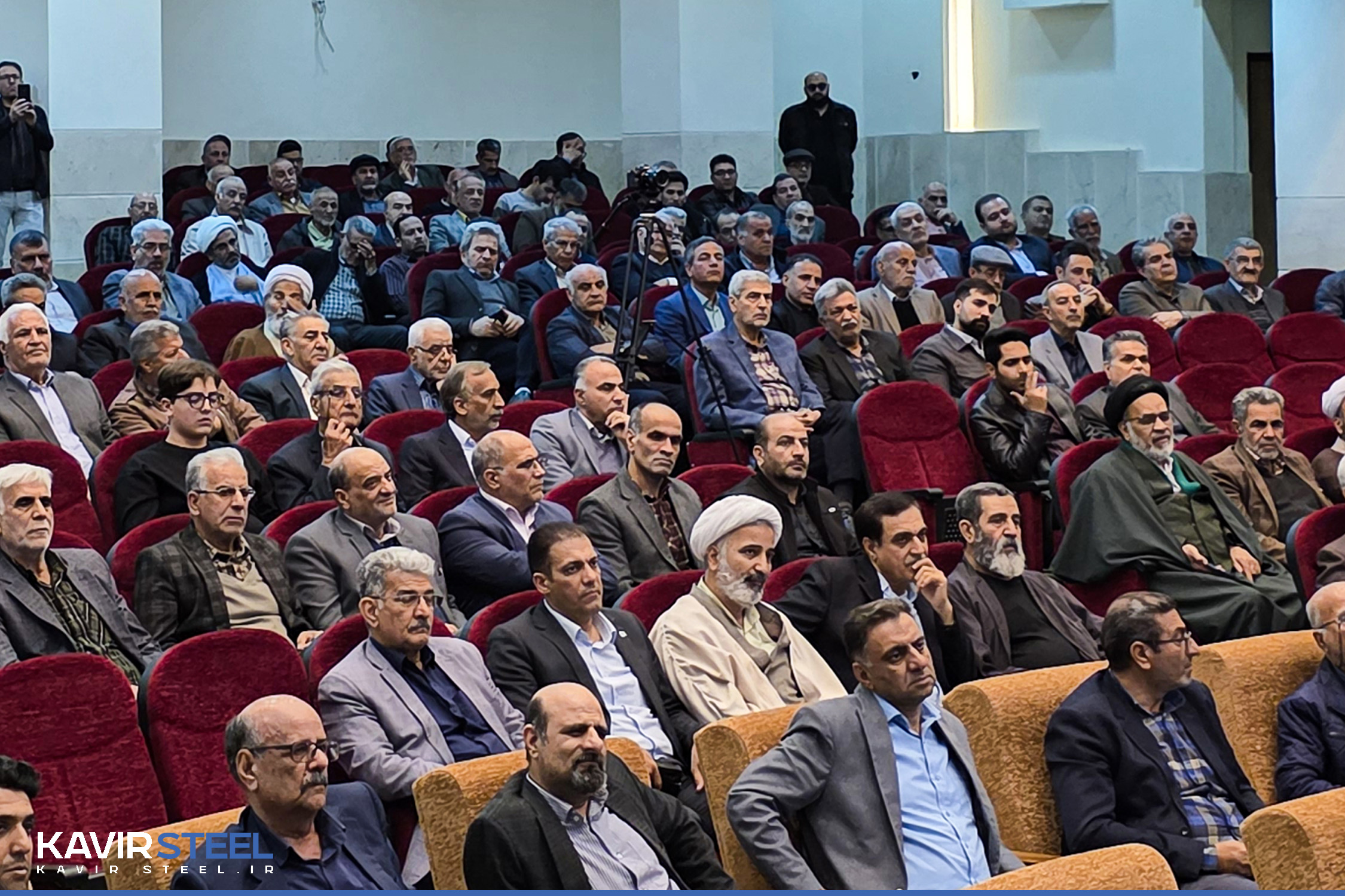 چهارمین برنامه شب مشاهير برگزار شد