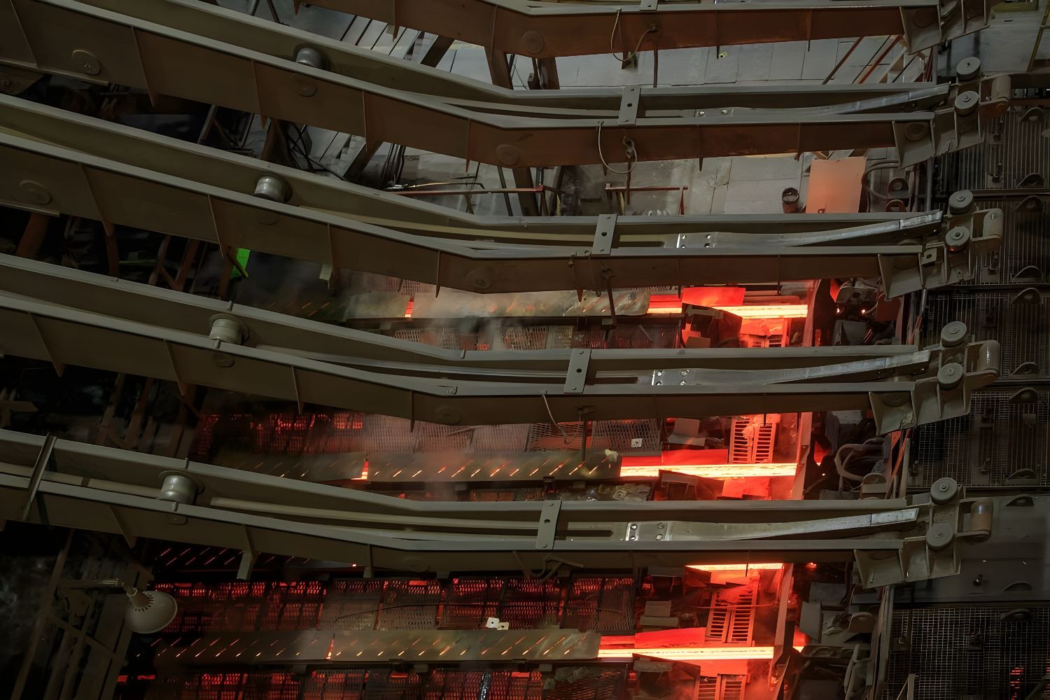 بازدید جمعی از سهامداران از روند پیشرفت پروژه‌های توسعه فولاد کویر