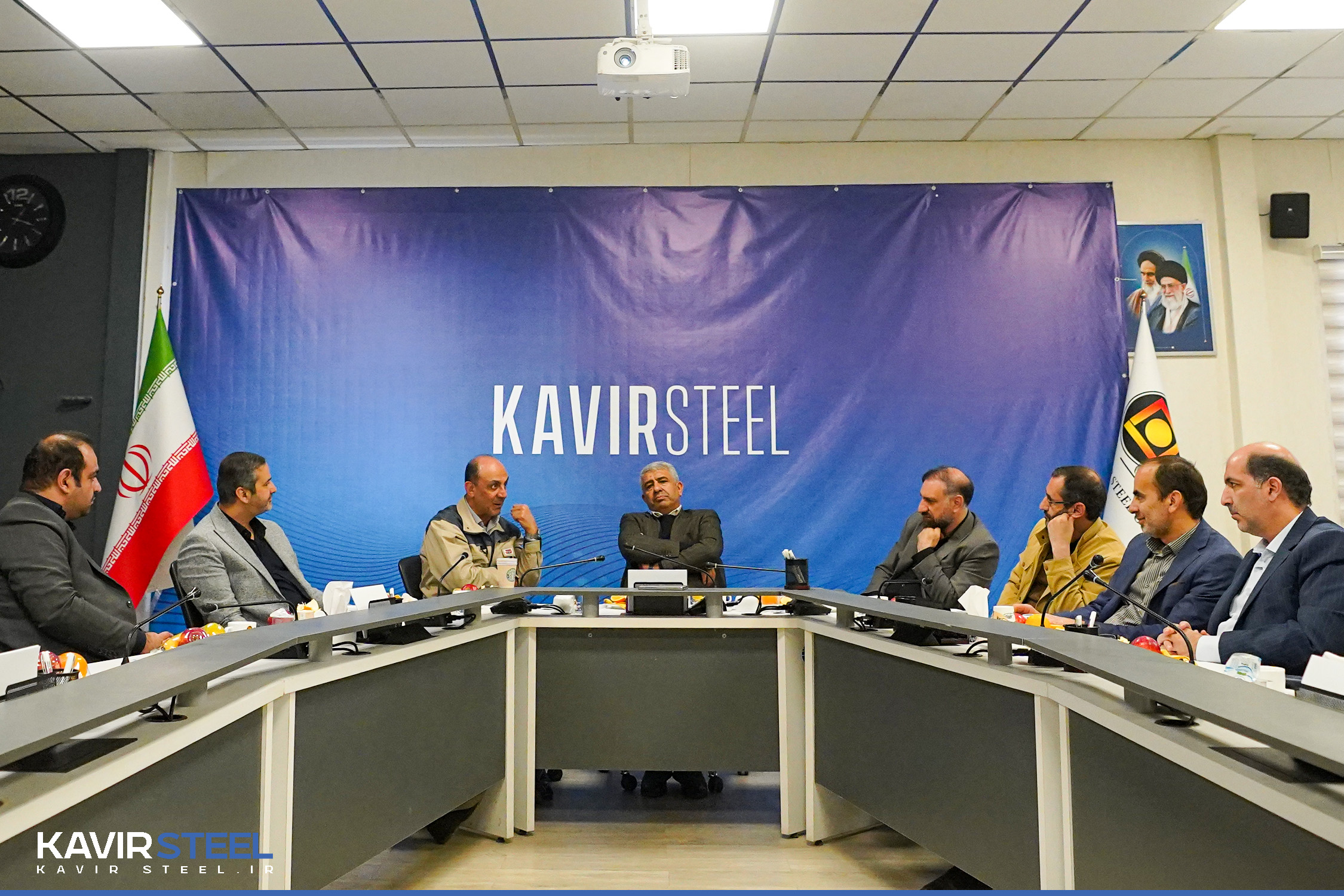 بازدید مدیرکل و معاونین صدا و سیمای اصفهان از فولاد کویر