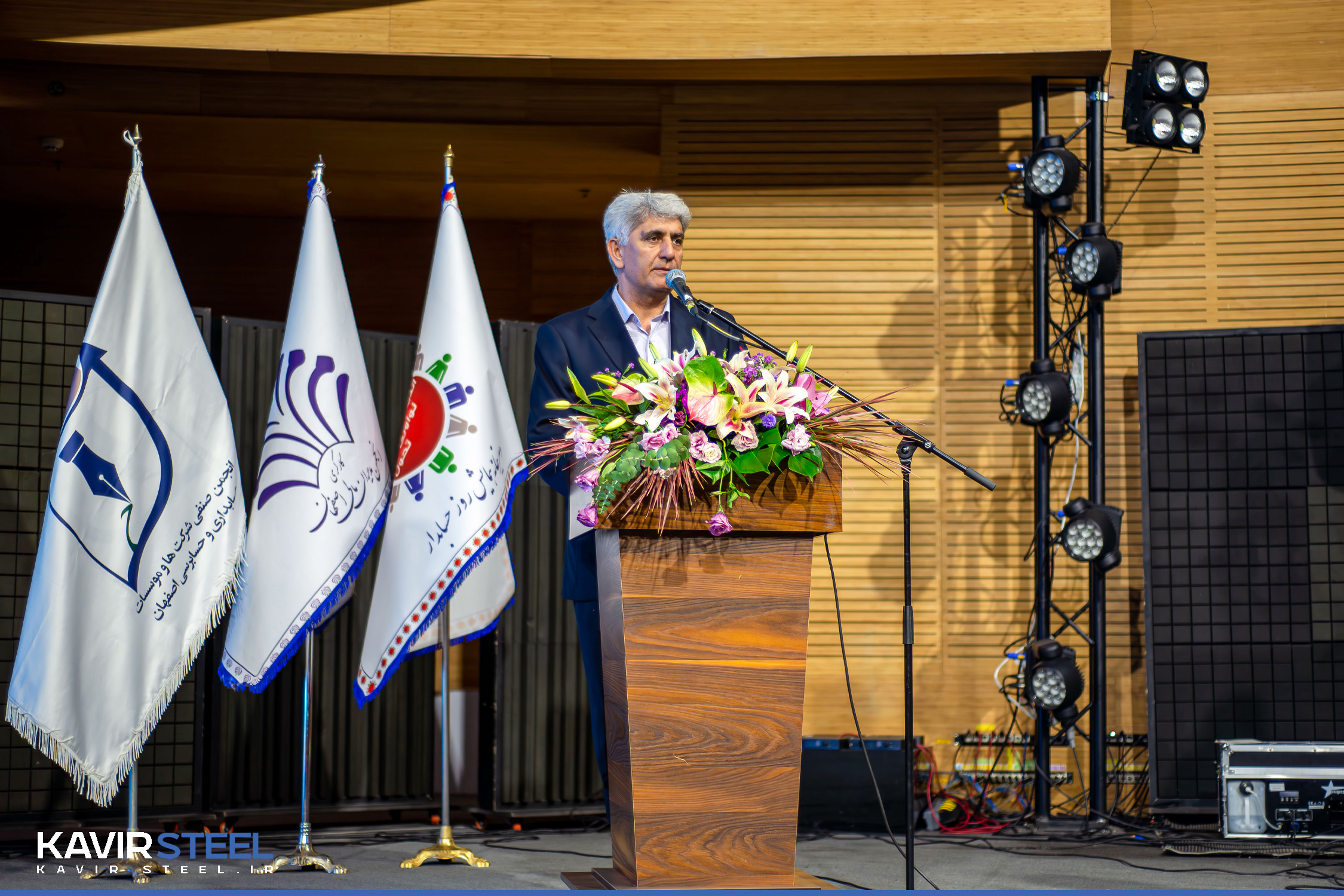 انتخاب محمدرضا صادقی، مشاور ارشد مالی فولاد کویر به عنوان «مدیر مالی برگزیده سال»