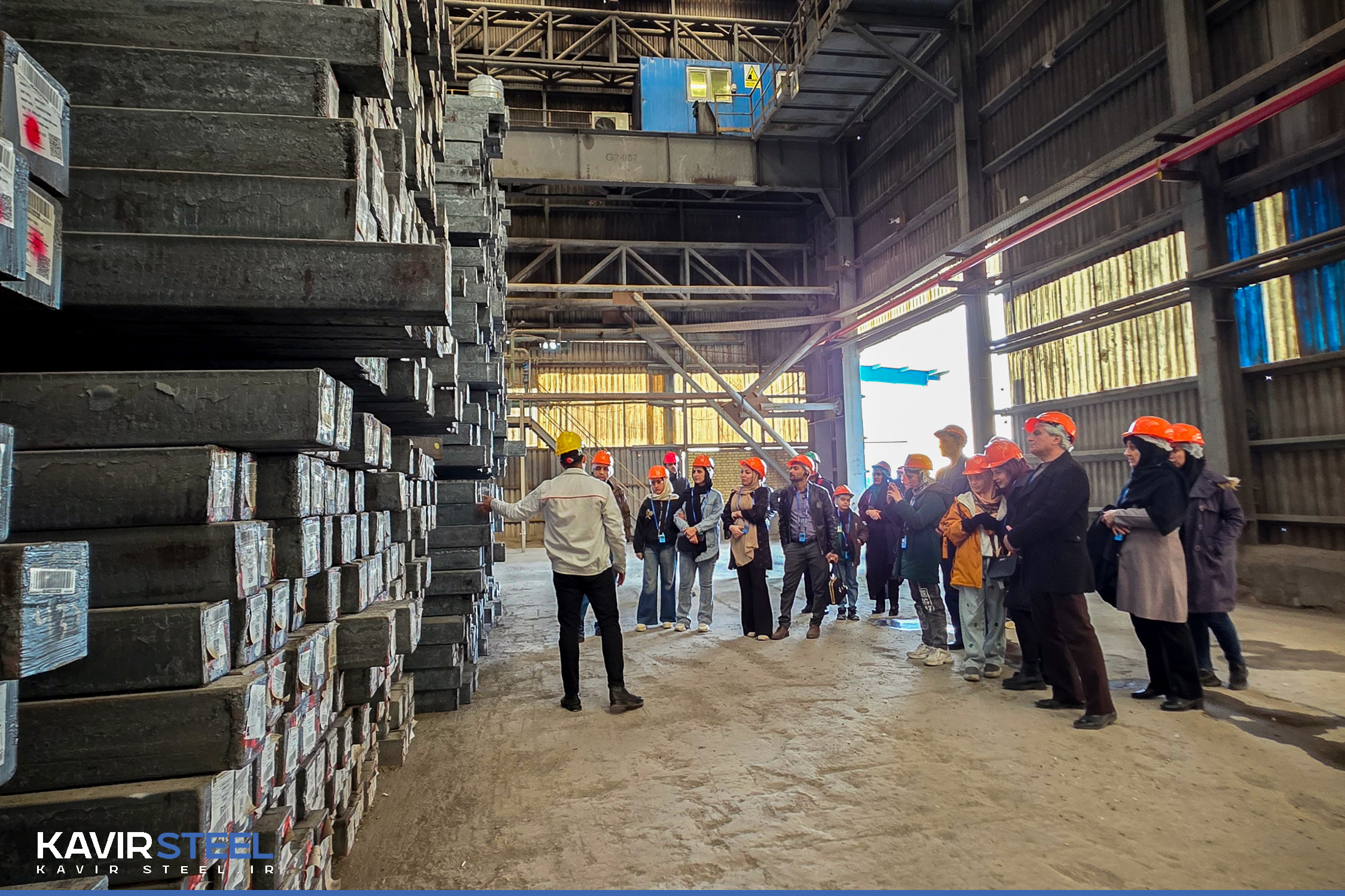 پنجاه‌ویکمین برنامه بازدید خانواده کارکنان فولاد کویر