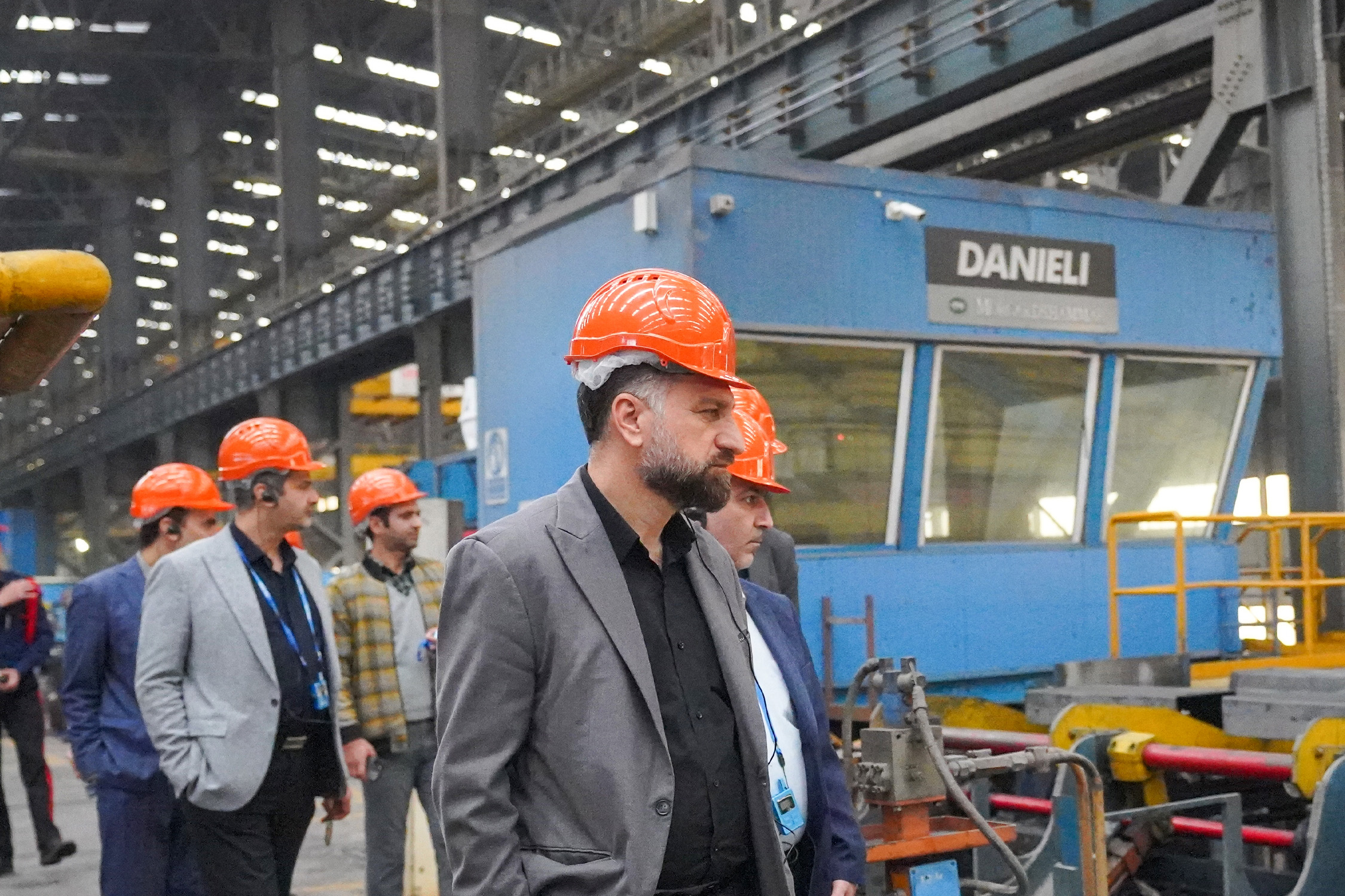 بازدید مدیرکل و معاونین صدا و سیمای اصفهان از فولاد کویر