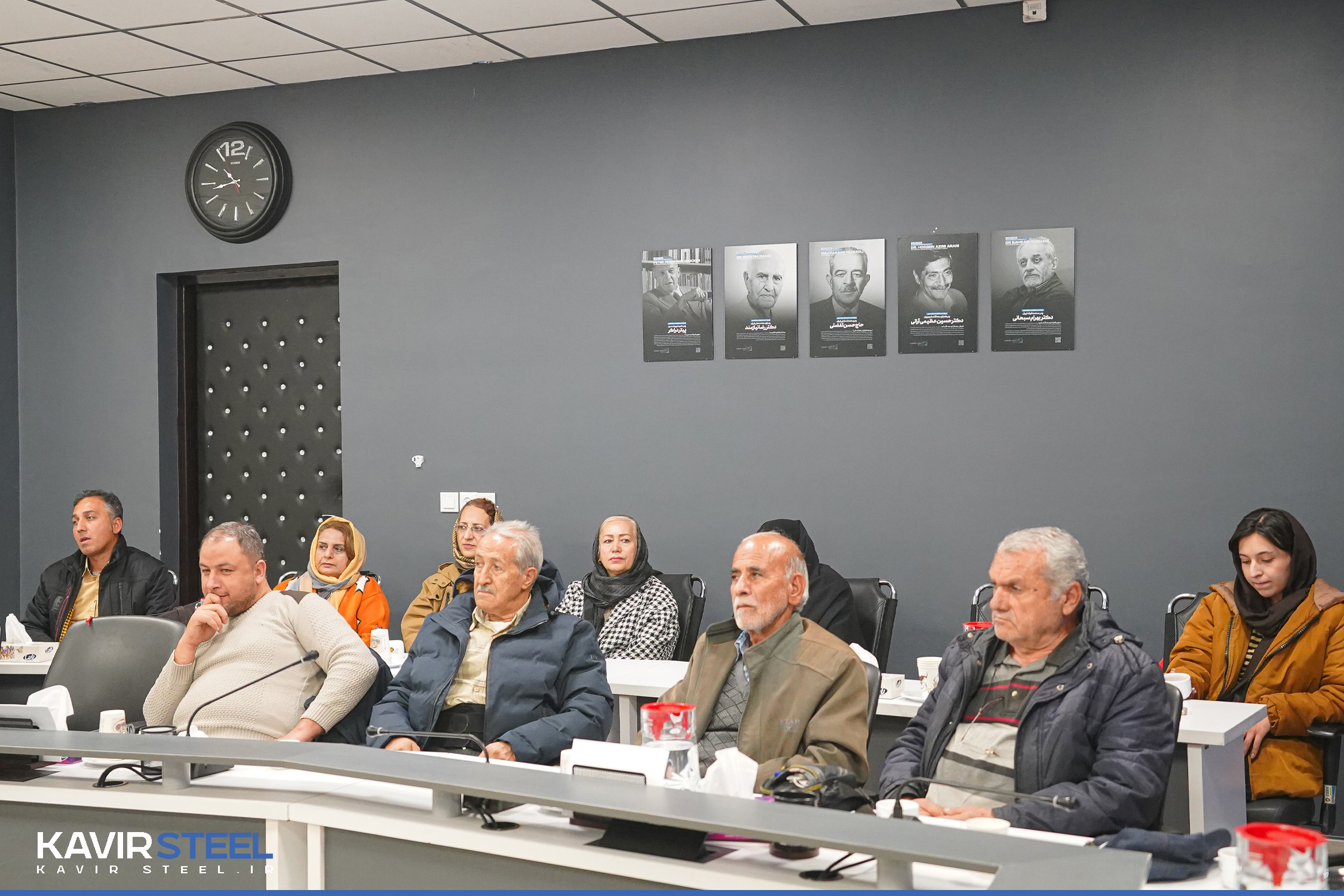 بازدید جمعی از سهامداران از روند پیشرفت پروژه‌های توسعه فولاد کویر
