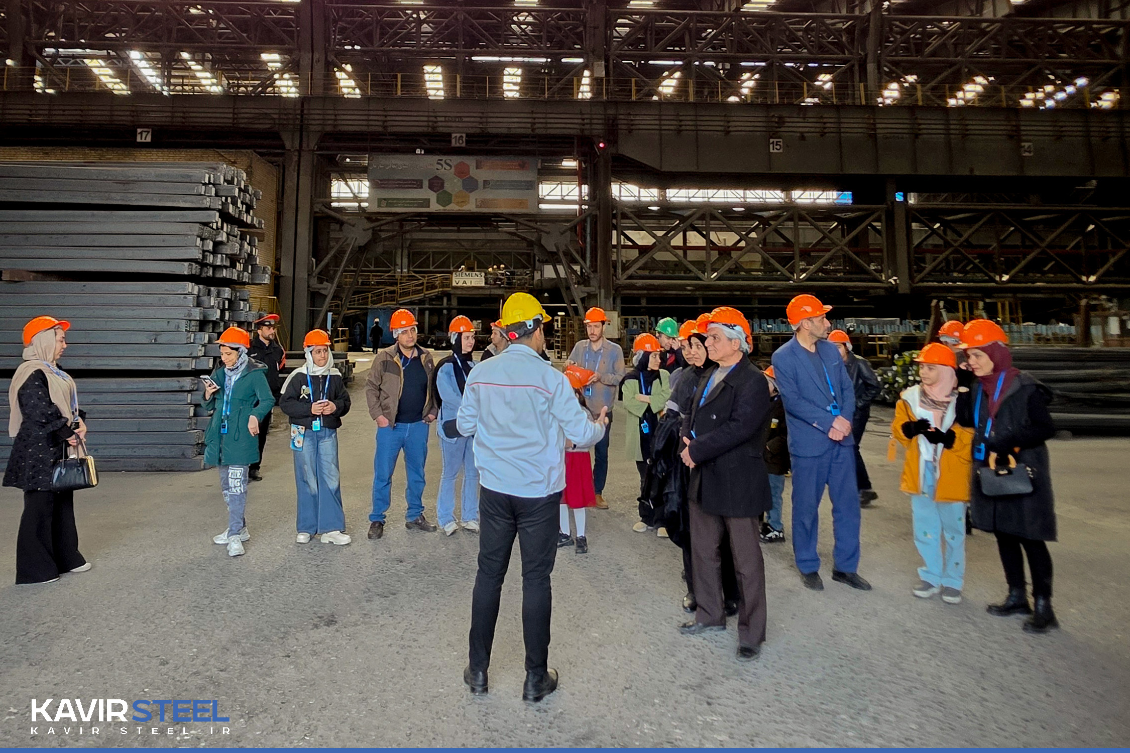 پنجاه‌ویکمین برنامه بازدید خانواده کارکنان فولاد کویر