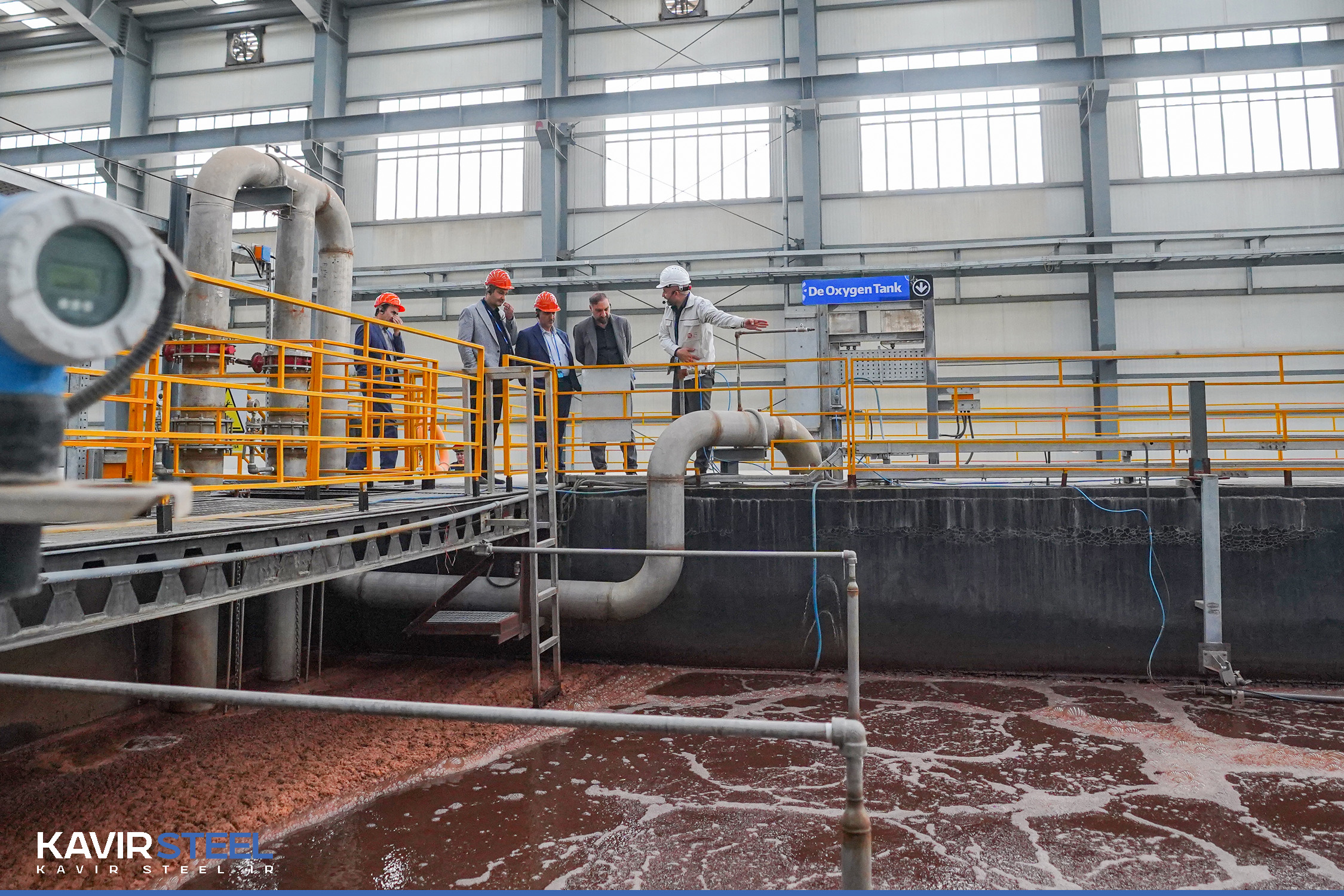 بازدید مدیرکل و معاونین صدا و سیمای اصفهان از فولاد کویر