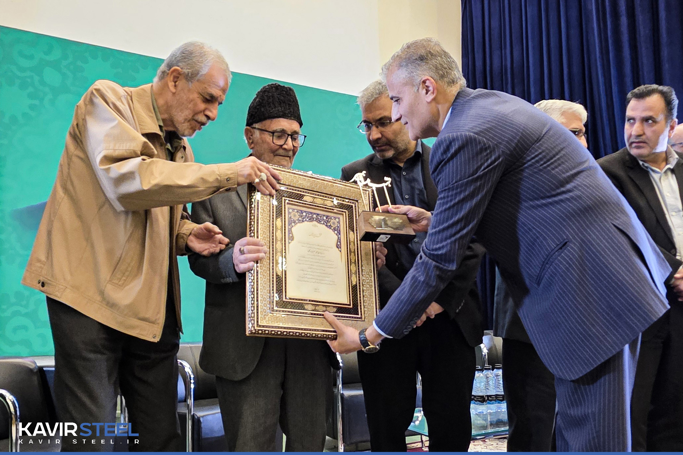 چهارمین برنامه شب مشاهير برگزار شد